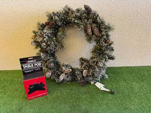 lot 147 image: Holiday Wreath & Adjustable Table Pod