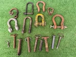 lot 102 image: Shackles & Pins