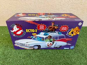 lot 221 image: The Real Ghostbusters Ecto-1