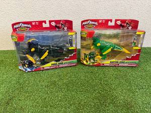 lot 217 image: Sabans Power Rangers Dino Charge Paro Zord & Raptor Zord