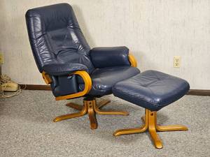Vintage Scandinavian Design Blue Leather Recliner & Ottoman