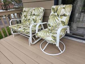 lot 48 image: Rugged Aluminum Porch Glider & Swivel Chair