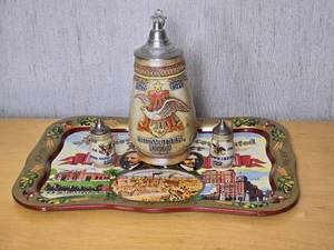 lot 103 image: Cool Budweiser Bicentennial Commemorative Beer Stein and Tray Set - (4)