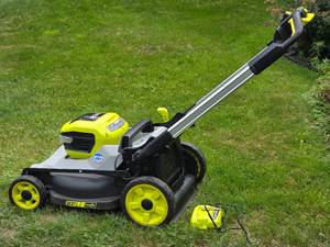 lot 61 image: Ryobi 40V 21 Cordless Electric Lawn Mower - RY401015US