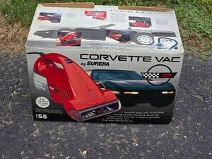 lot 107 image: Corvette Vac by Eureka