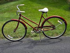 lot 63 image: Free Spirit Fixed Gear Cruiser Bicycle - 20