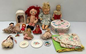 lot 18 image: Misc. Vintage Dolls And More