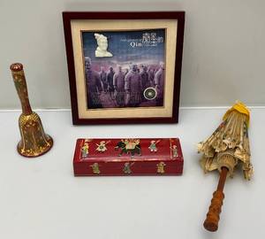 lot 129 image: Misc. Vintage Lacquered Oriental Collectible Items And more