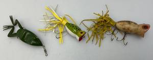 lot 195 image: Vintage Bass Fishing Lures Including Frog And More