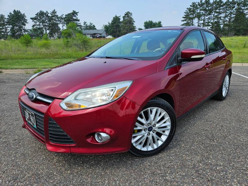 lot 2 image: 2013 Ford Focus Leather