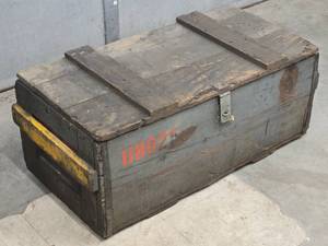 lot 222 image: Military Storage Box 17 x 34 x 14