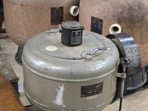 International Centrifuge Size 1 Model C50 Centrifuge