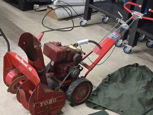 lot 220 image: Toro Snow Hound Gasoline-Powered Snow Blower