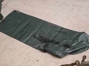 lot 260 image: Military Dufflebag 48 x 10