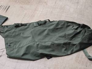 lot 261 image: Military Dufflebag 38 x 12