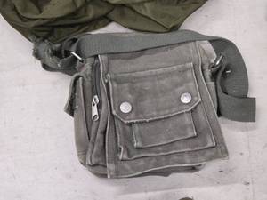 lot 268 image: Military Storage Pouch 2 12 x 6 x 8 - Urban Gear