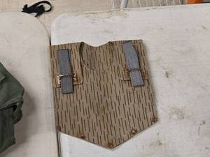 lot 274 image: Military Shovel Pouch 7 x 9