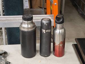 lot 278 image: Lot of (3) Insulated Water Bottles (assorted)