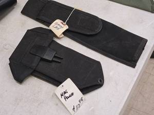 lot 285 image: Magazine Holder  Baton Holster