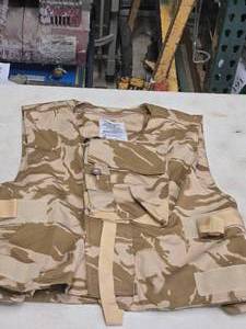 lot 302 image: Body Armor, Camo Cover Size 190120