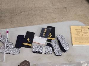 lot 326 image: Lot of  Military Regalia  Insignia (assorted)