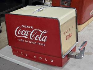 lot 339 image: Vintage Coca-Cola logo Soda Dispenser