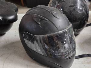 lot 352 image: Motorcycle Helmet Size X-Large