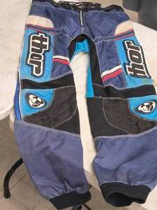 lot 361 image: Thor Motorcross Riding Pants Size 32