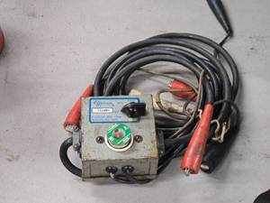 lot 372 image: Robinair OFFRUNSTART Switch