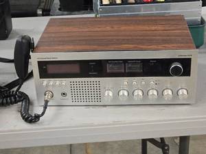 lot 376 image: Vintage JC Penney 40-Channel Base Station 6238