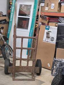 lot 386 image: Heavy Duty 2-wheel Dolly