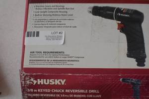 lot 2 image: Reversible Pneumatic Drill