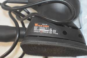 lot 9 image: WEN 6301 Electric Detailing Palm Sander