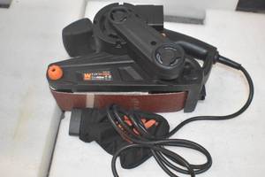 lot 13 image: WEN 6321 3 x 21-Inch Belt Sander