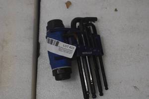 lot 23 image: Allen Wrenches