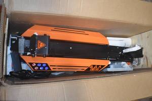 lot 63 image: Click to expand             WEN 56208 6.5-Ton Electric Log Splitter with Stand