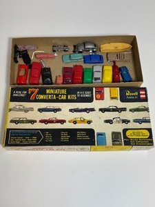 lot 1 image: Vintage Revell Miniature Converta-Car Kit