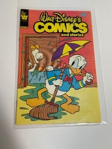 lot 36 image: Walt Disneys Comics and Stories #489