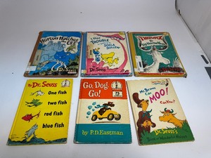 lot 65 image: Lot of Vintage Dr. Seuss Books