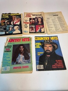 lot 77 image: Vintage Country Magazines