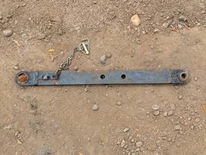 lot 36 image: Tractor PTO Arm