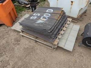 lot 41 image: Large Pile of Metal SidingRoofing - 14 -62 x 36 in panels & 40- 35 x36 panels