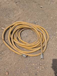 lot 47 image: Large Air Compressor Hose - Yellow