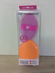 lot 62 image: Real Techniques Miracle 2-In-1 Makeup Powder Puff  Travel Case