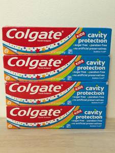 lot 86 image: 4 Pack Colgate Kids Cavity Protection Fluroide Toothpaste - Bubble Fruit - 4.6oz