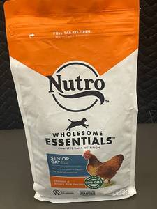 lot 20 image: Nutro Wholesome Essentials Senior Cat Food, 3 lb Bag, Chicken & Brown Rice