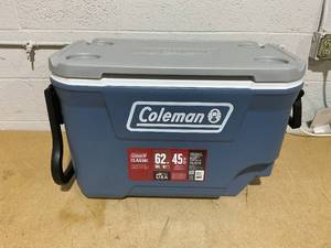 lot 106 image: Coleman 316 Series 62QT Ice Chest Rolling Cooler