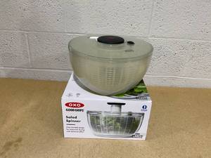 lot 303 image: OXO Salad Spinner