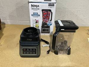 lot 304 image: Ninja Professional Plus Blender