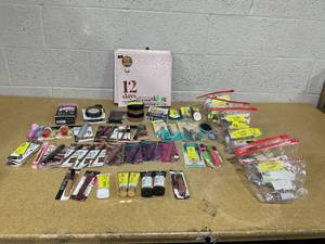 lot 335 image: LOT of Miscellaneous Make- Up